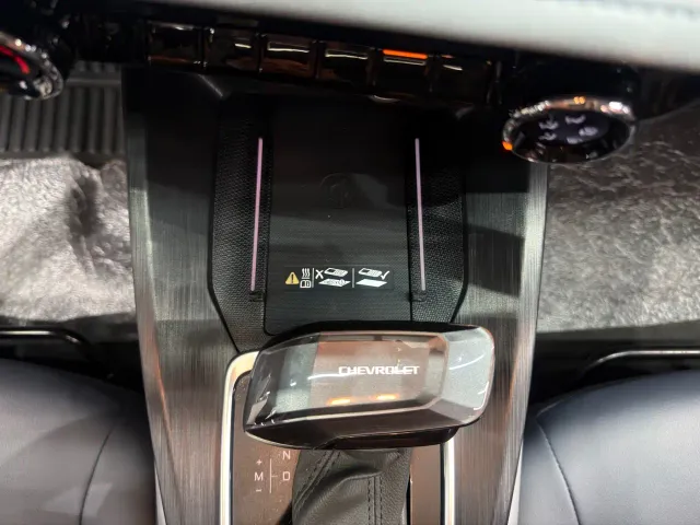 Chevrolet Monza — Фото автомобиля 13