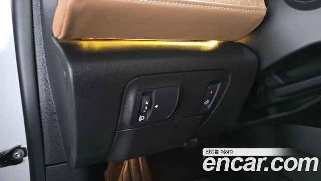 Renault-KoreaSamsung SM6 Новый SM6 1.8 TCe Première — Фото автомобиля 19