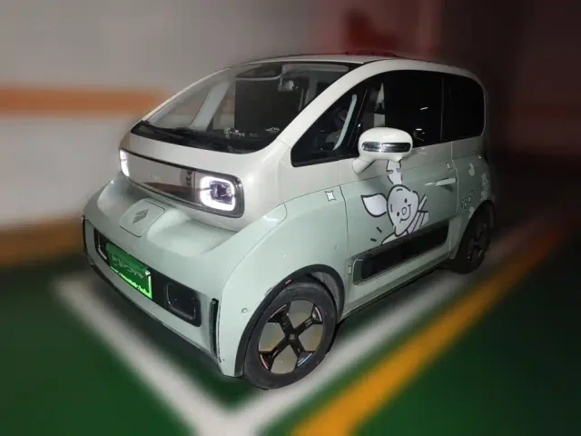 Фотография автомобиля — Baojun KiWi EV
