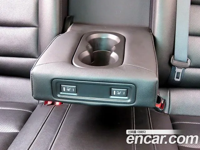 Renault-KoreaSamsung QM6 Новый QM6 2.0 LPe LE Signature 2WD — Фото автомобиля 16