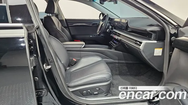 Hyundai Grandeur GN7 — Фото автомобиля 11