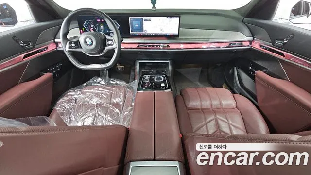 BMW 7-Series — Фото автомобиля 7