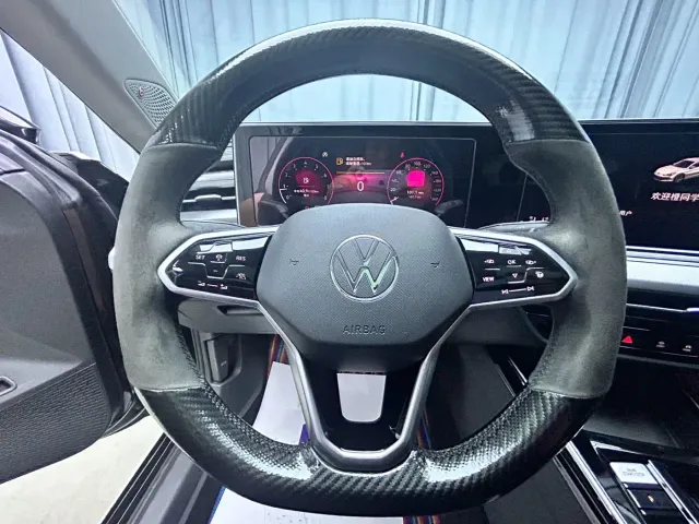 Volkswagen Lamando — Фото автомобиля 6