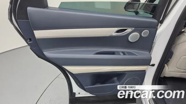 Genesis GV80 — Фото автомобиля 25