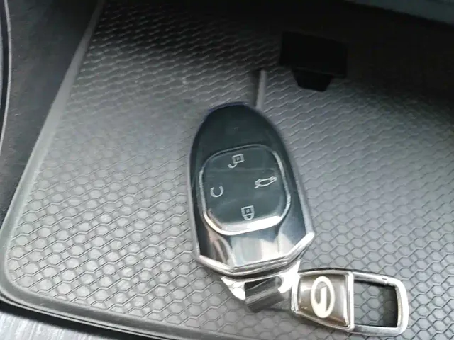 GAC Trumpchi GS8 — Фото автомобиля 8