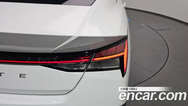 Hyundai AVANTE Новый Avante (CN7) — Фото автомобиля 23