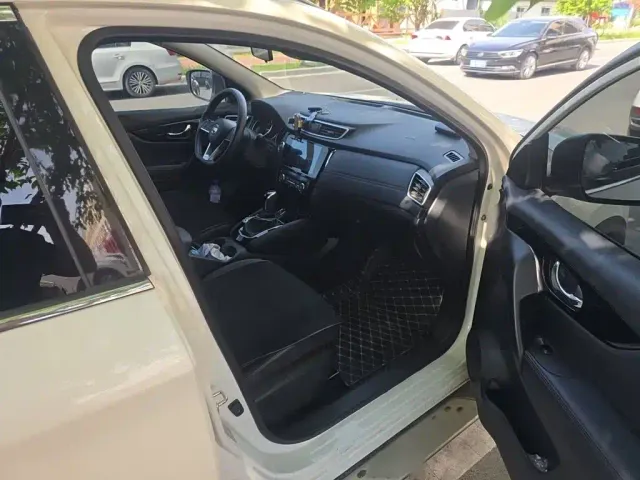 Nissan Qashqai — Фото автомобиля 20
