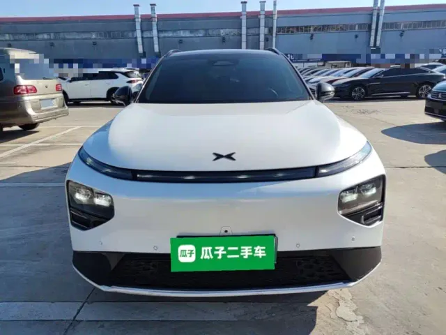 Xpeng G9 — Фото автомобиля 2