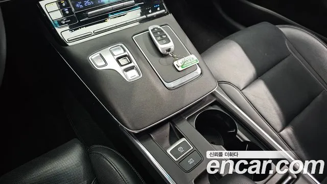 Hyundai Grandeur Exclusive — Фото автомобиля 9