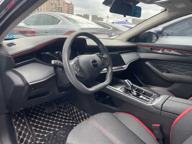 Dongfeng Yixuan MAX — Фото автомобиля 11