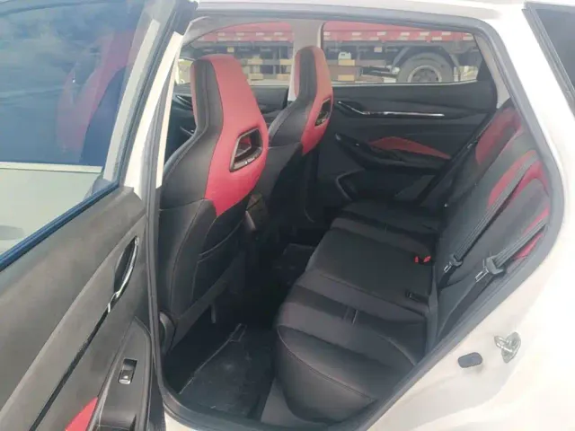 Changan Oushang X5 — Фото автомобиля 16
