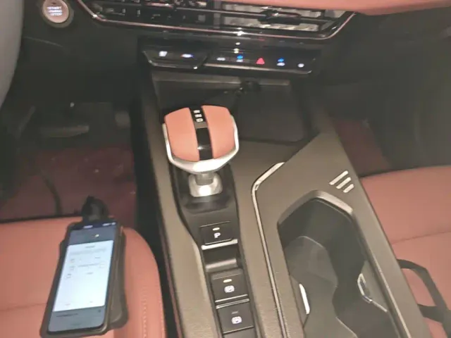 Changan X5 Plus — Фото автомобиля 13