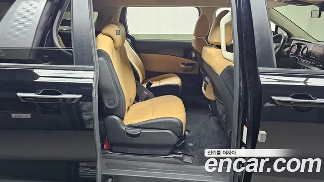 Kia Canival Carnival 4 поколение Бензин 9 мест Prestige — Фото автомобиля 12