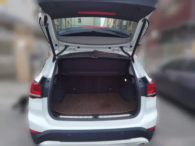 BMW X1 — Фото автомобиля 15