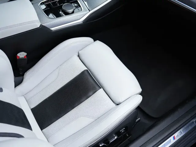 BMW M3 — Фото автомобиля 11