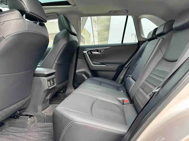 Toyota Wildlander — Фото автомобиля 6
