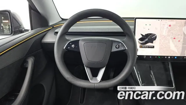 Tesla Model Y — Фото автомобиля 12