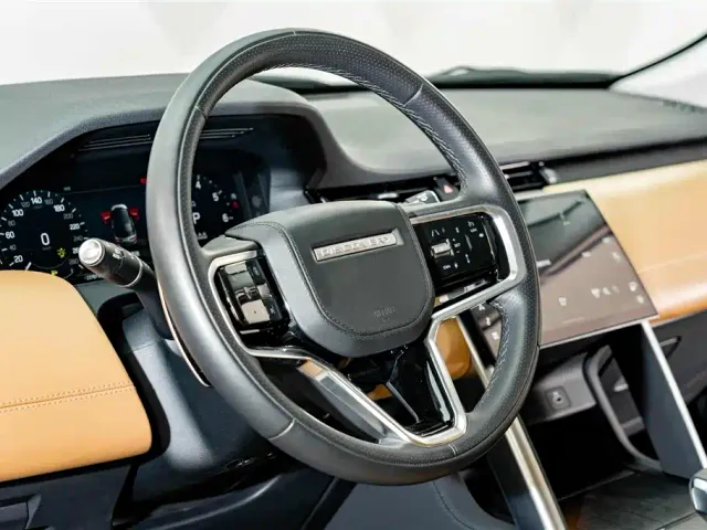 Land Rover Discovery Sport — Фото автомобиля 11