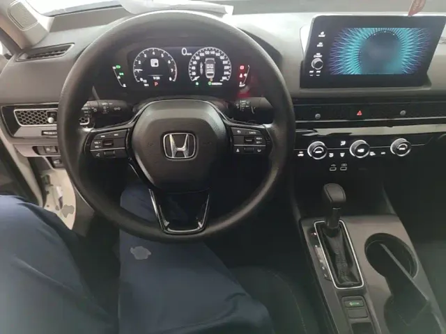 Honda Civic — Фото автомобиля 9