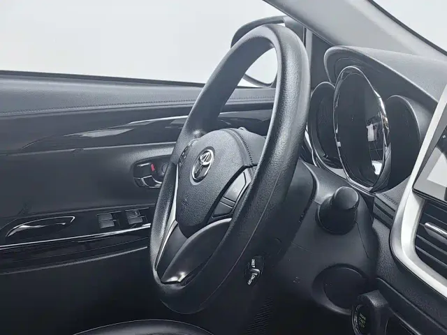 Toyota YARiS L Zhi Xuan — Фото автомобиля 22