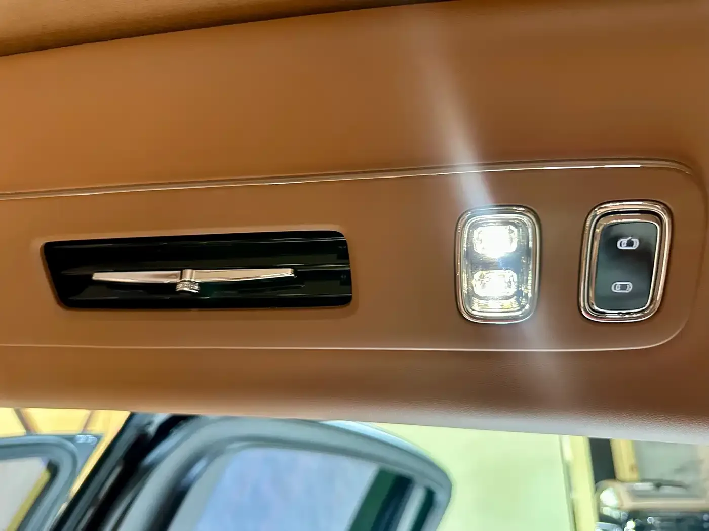 Zunjie Zunjie S800 2025 Model Extended Range Starlight Premium Edition 5-Seater — Фото автомобиля 6