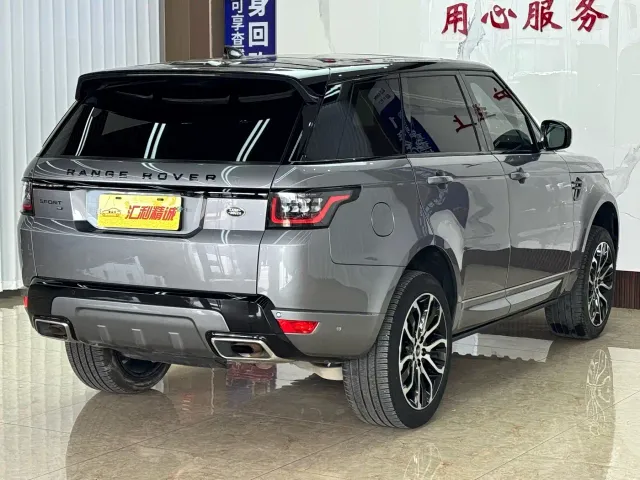 Land Rover Range Rover Sport — Фото автомобиля 6