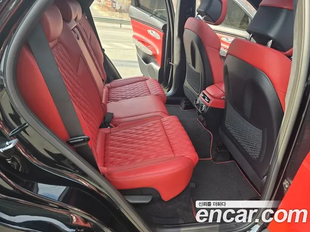 Genesis GV70 2.5T Бензин 2WD — Фото автомобиля 13
