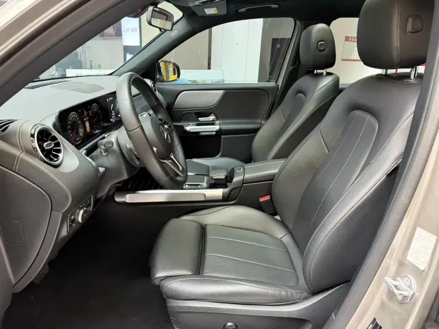 Mercedes-Benz GLB-Class — Фото автомобиля 6