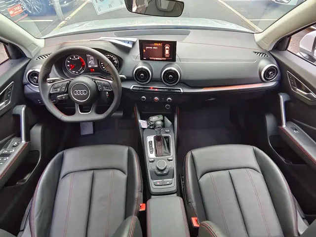 Audi Q2L — Фото автомобиля 13