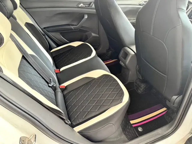 Volkswagen T-Cross — Фото автомобиля 8