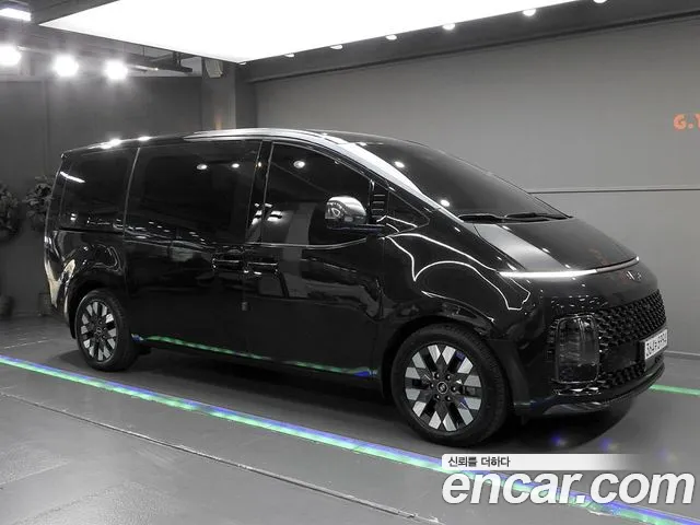 Hyundai Staria — Фото автомобиля 2