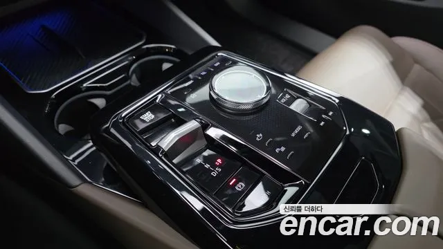 BMW 5 Series G60 — Фото автомобиля 12