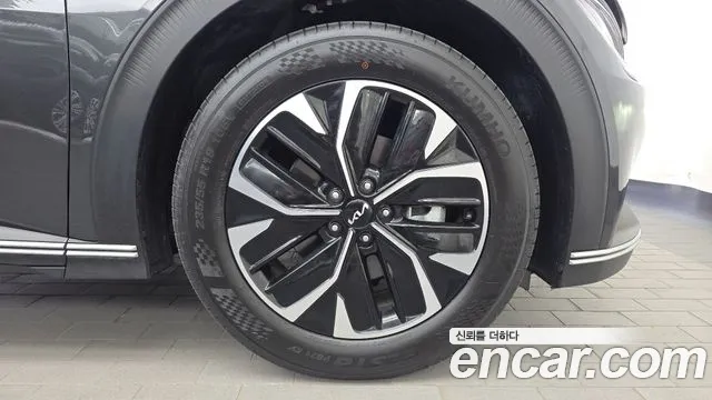 Kia EV6 — Фото автомобиля 6
