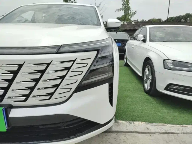 Changan CS75 Plus — Фото автомобиля 23