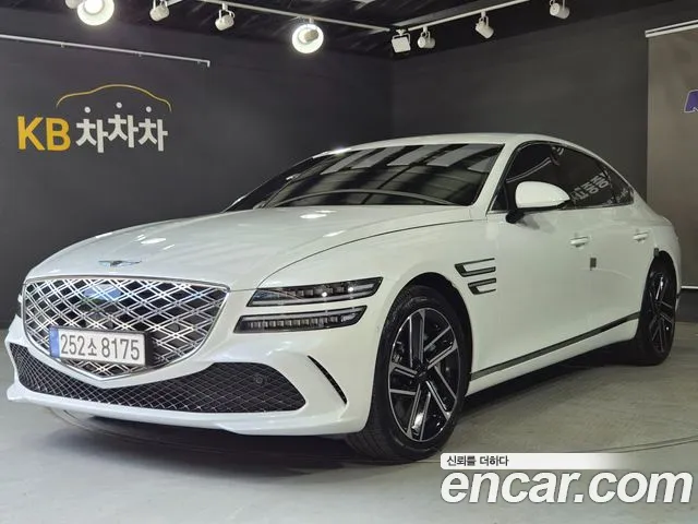 Genesis G80 — Фото автомобиля 3