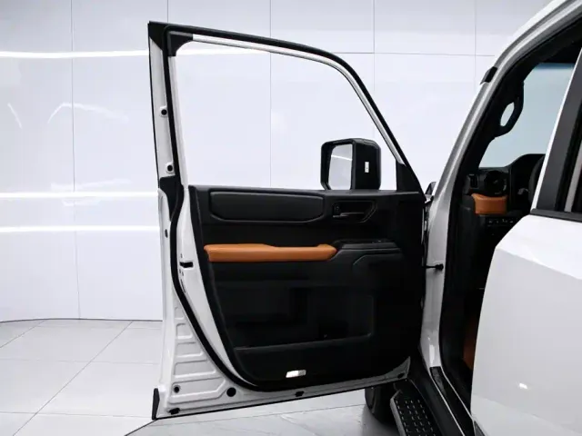 Toyota Prado — Фото автомобиля 12