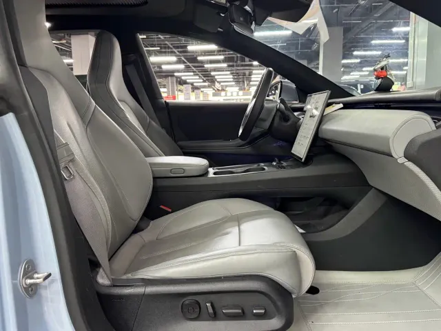 Nio ET5 Touring — Фото автомобиля 16