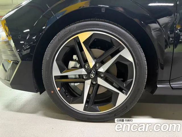 Hyundai Avante (CN8) — Фото автомобиля 13