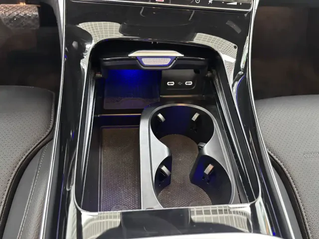 Mercedes-Benz C-Class — Фото автомобиля 18
