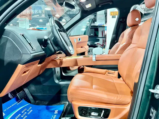 Li Auto L9 — Фото автомобиля 4