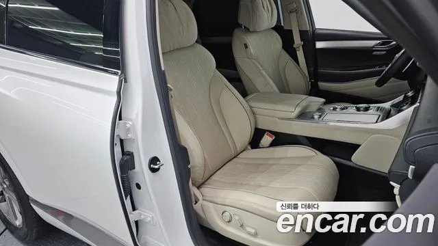 Genesis GV80 2.5T Бензин AWD — Фото автомобиля 11