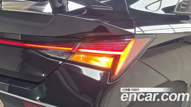 Hyundai Avante CN7 — Фото автомобиля 8