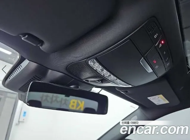 Mercedes-Benz E-Class — Фото автомобиля 6