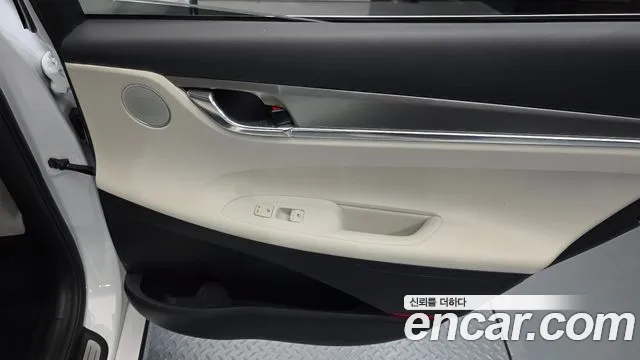 Hyundai Grandeur Grandeur (New) — Фото автомобиля 14