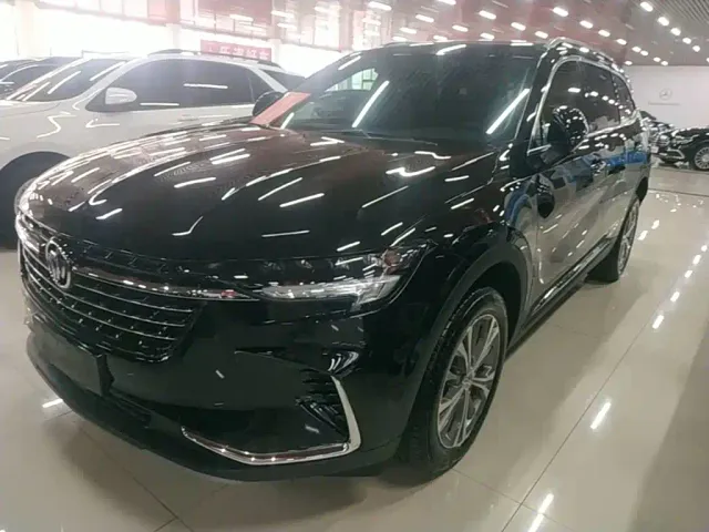 Фотография автомобиля — Buick Envision Plus
