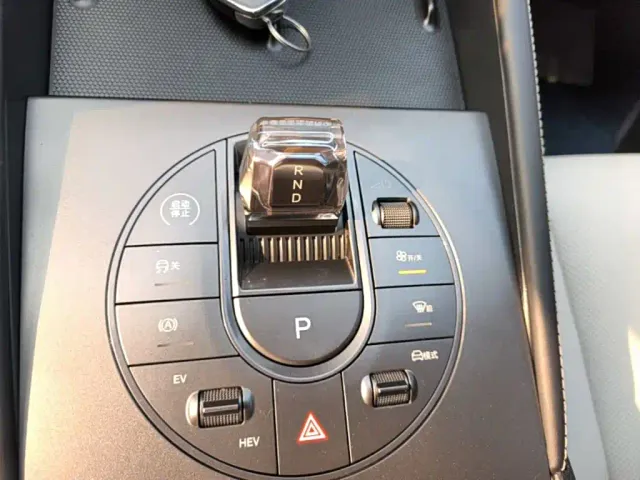 BYD Seal 06 — Фото автомобиля 13