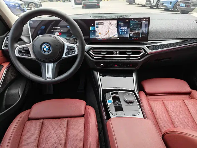 BMW i3 — Фото автомобиля 6