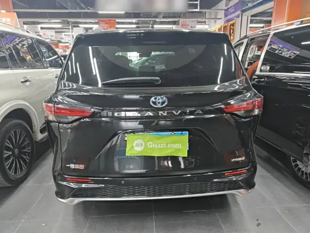 Toyota Granvia — Фото автомобиля 5