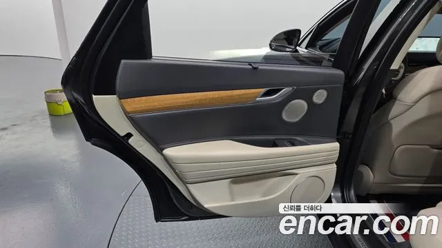 Genesis G80 RG3 — Фото автомобиля 14
