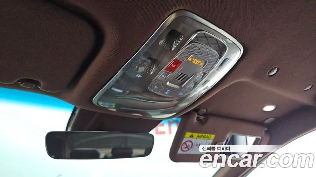 Genesis G90 Бензин 3.5 турбо AWD — Фото автомобиля 16